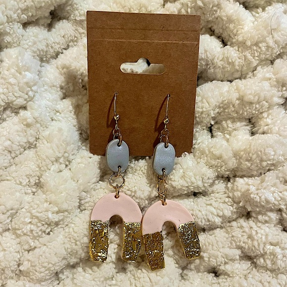 Handmade polymer clay boho gold flake dangle rainbow  earrings - Picture 2 of 2